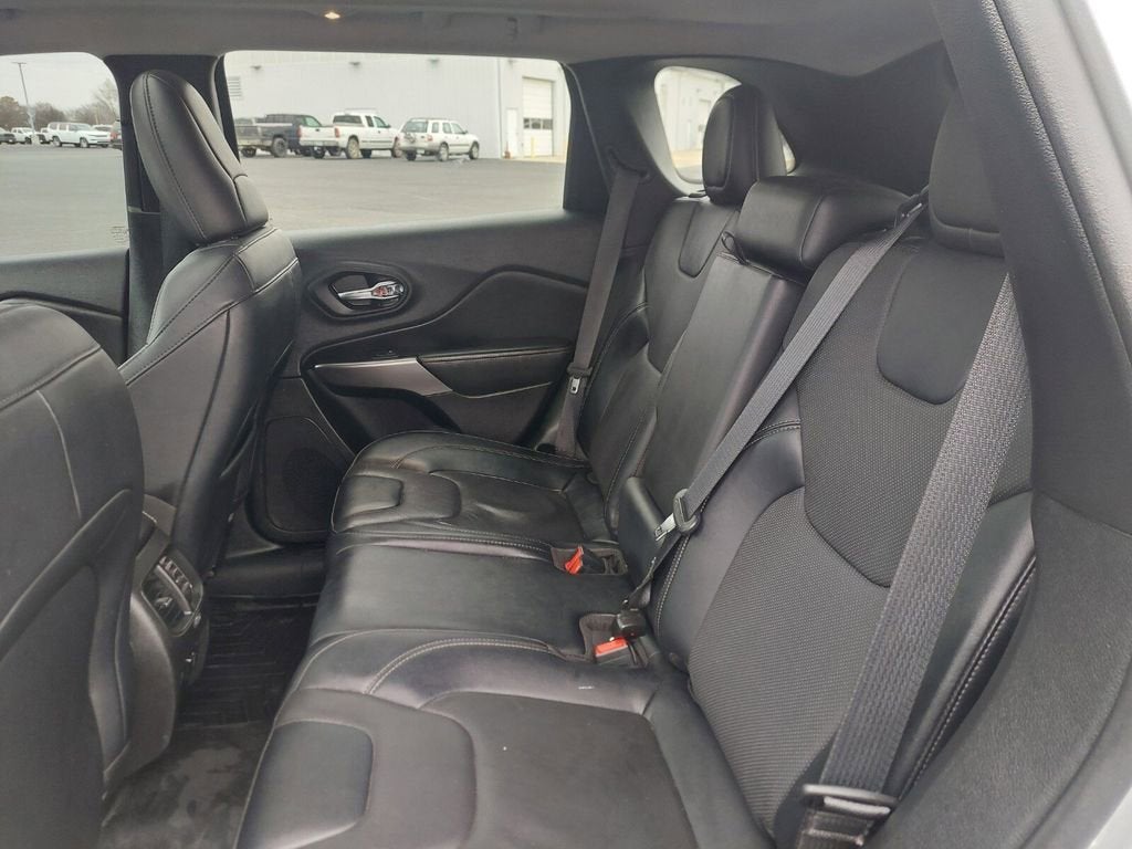 2022 Jeep Cherokee Latitude Lux