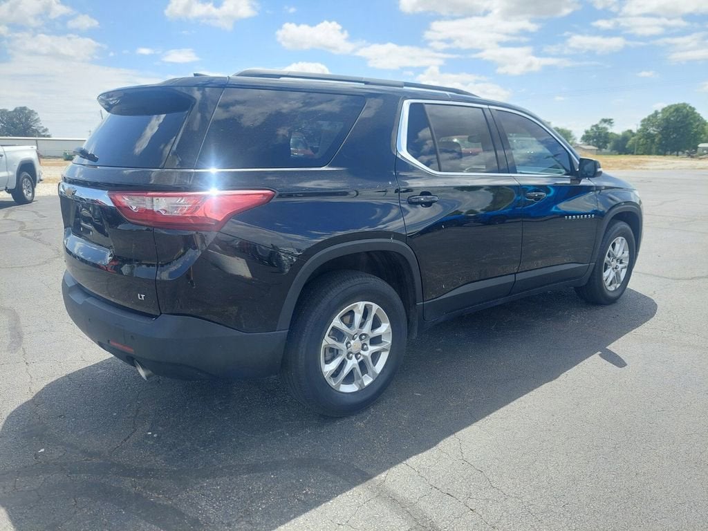 2021 Chevrolet Traverse LT Cloth