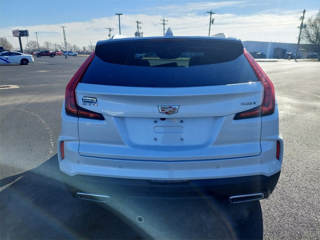 2024 Cadillac XT4 Premium Luxury