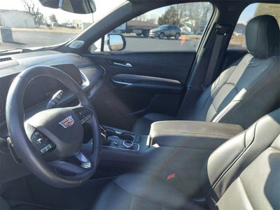2024 Cadillac XT4 Premium Luxury
