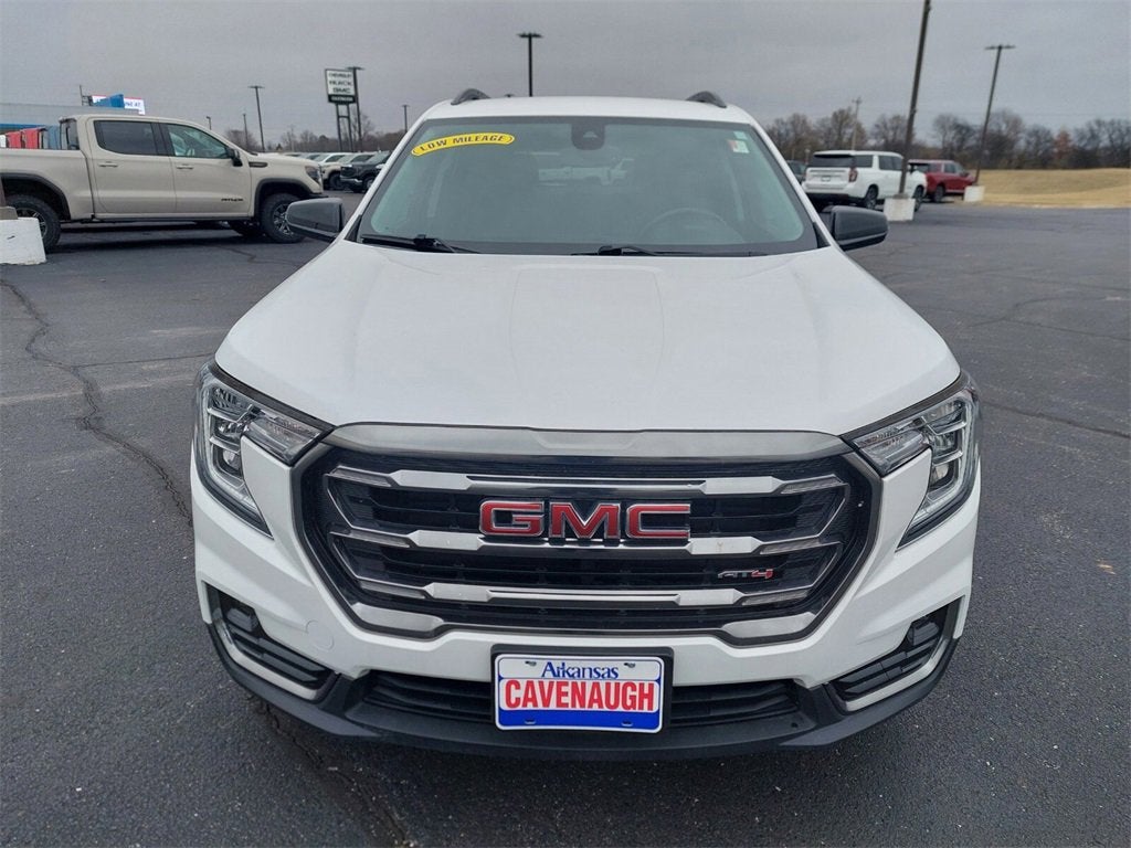 2024 GMC Terrain AT4