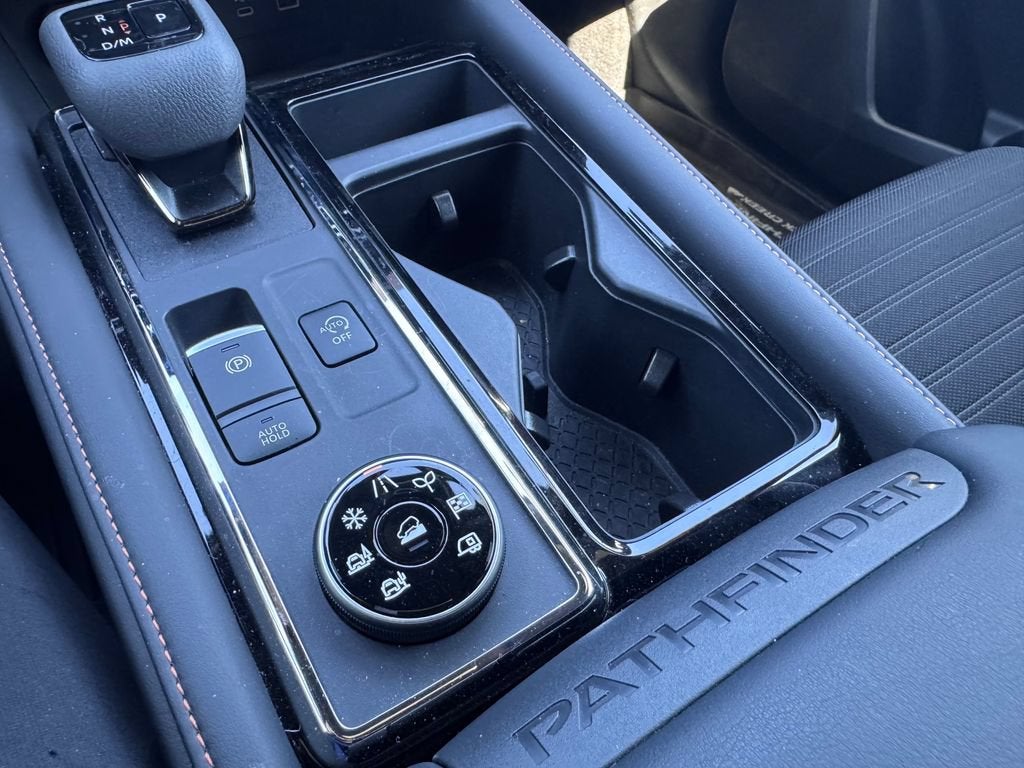 2025 Nissan Pathfinder Rock Creek