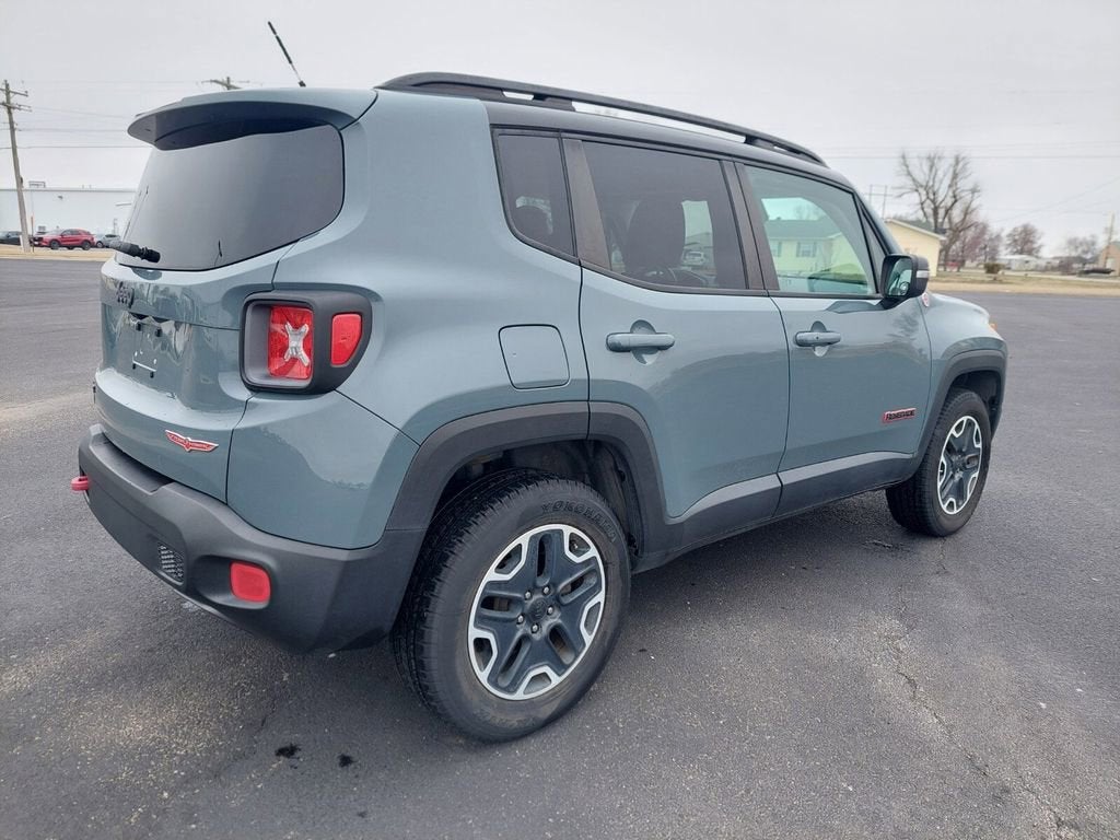2016 Jeep Renegade Trailhawk