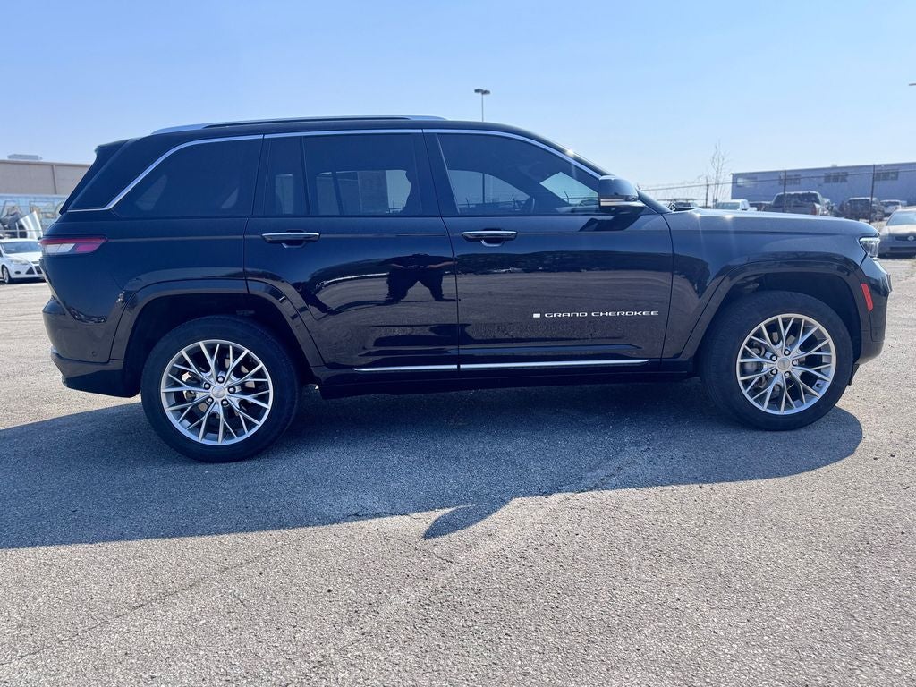 2023 Jeep Grand Cherokee Summit