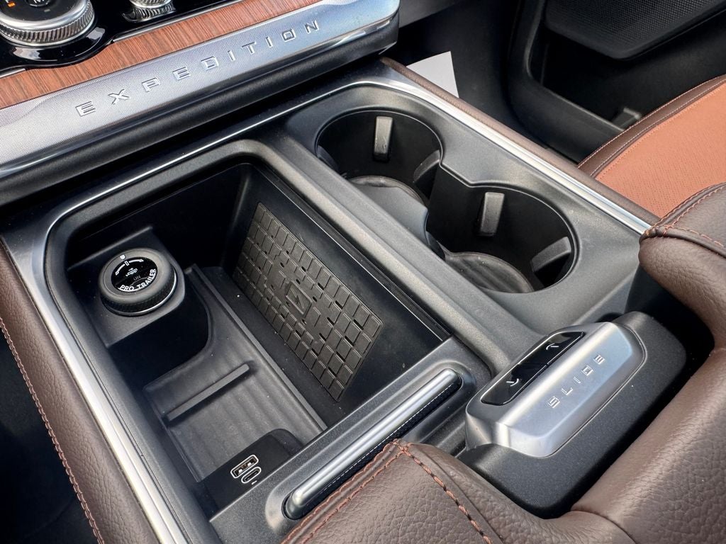 2025 Ford Expedition King Ranch