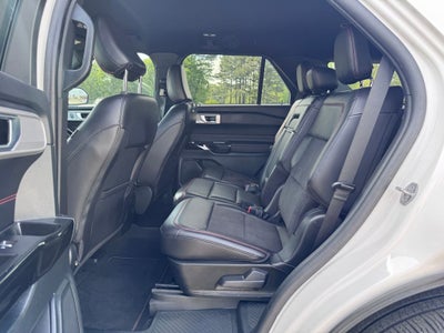 2024 Ford Explorer ST-Line