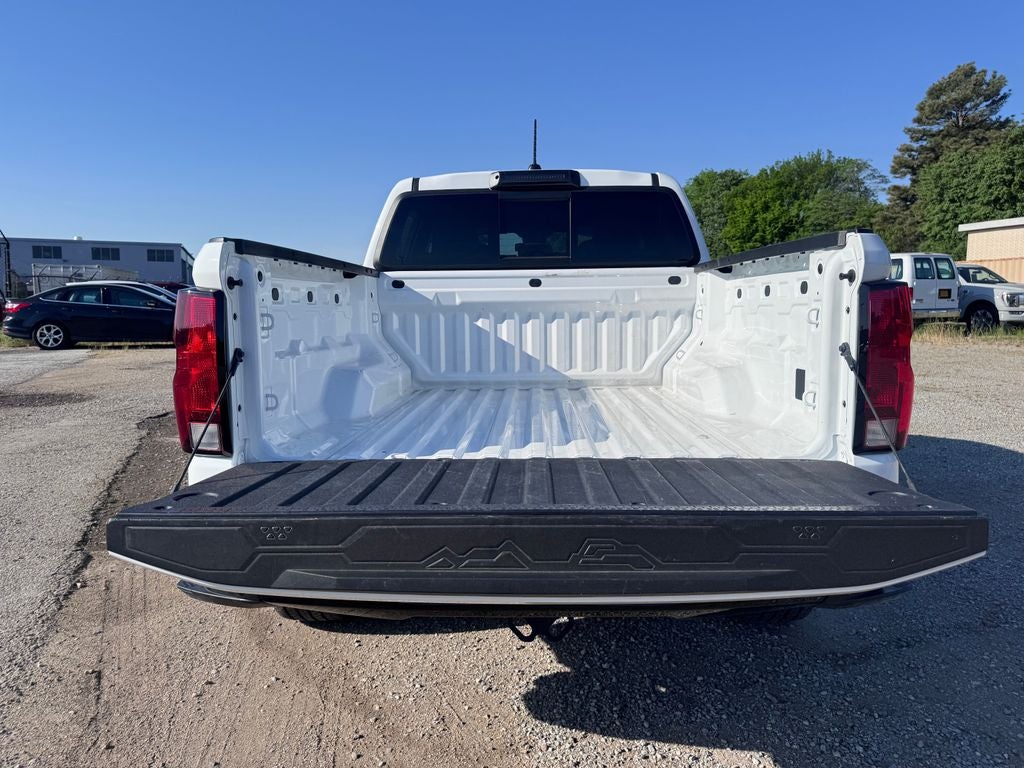 2025 Chevrolet Colorado Work Truck