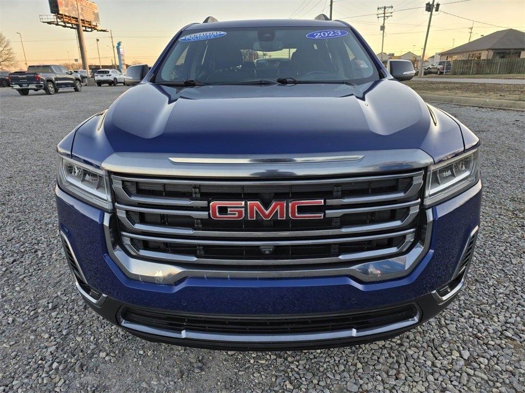 2023 GMC Acadia AT4
