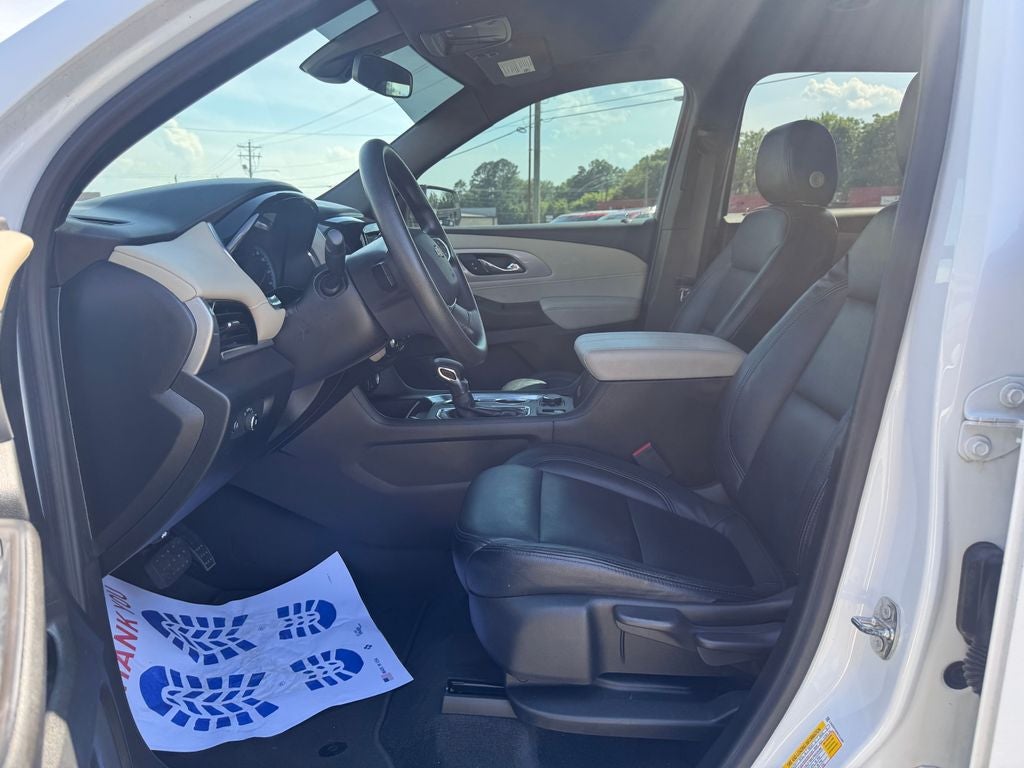2022 Chevrolet Traverse LS