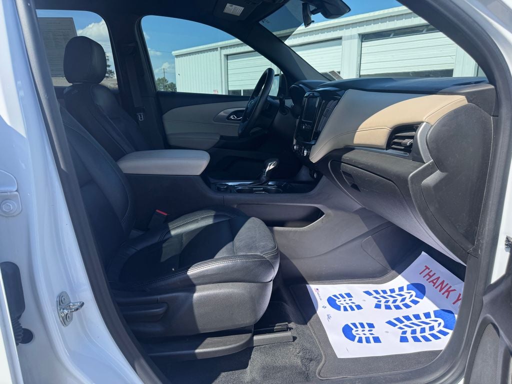 2022 Chevrolet Traverse LS