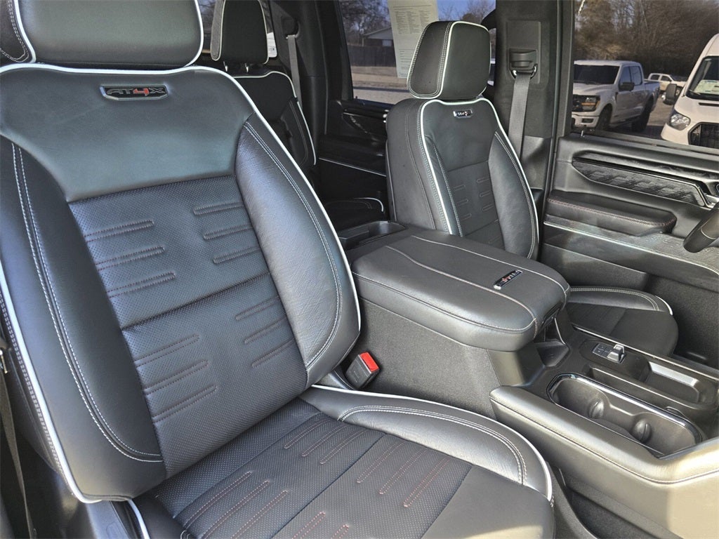 2025 GMC Sierra 2500HD AT4X