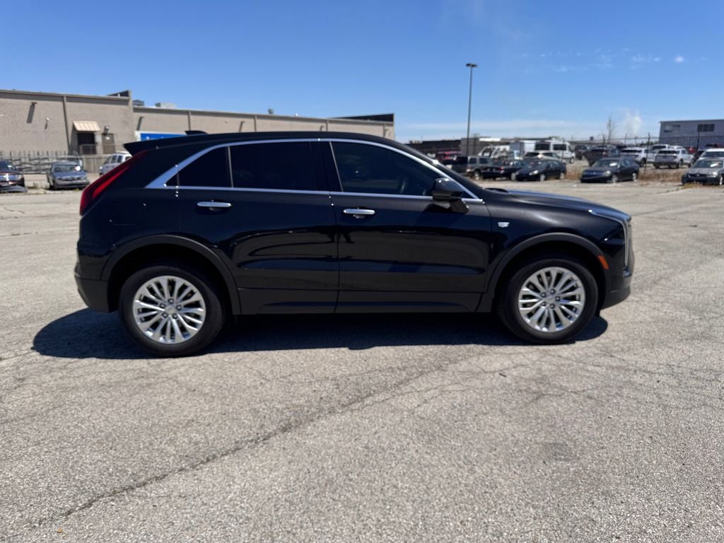 2024 Cadillac XT4 Luxury