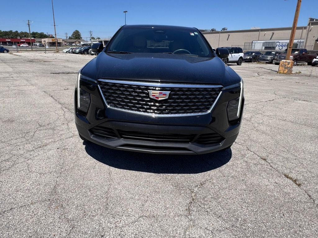 2024 Cadillac XT4 Luxury