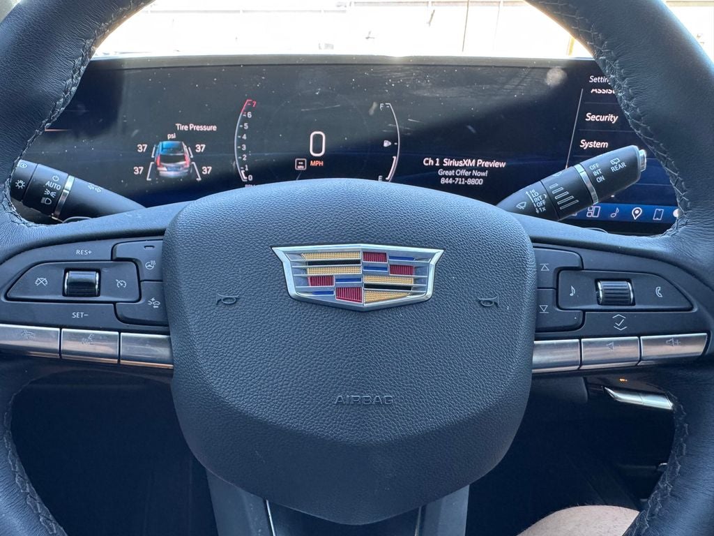 2024 Cadillac XT4 Luxury