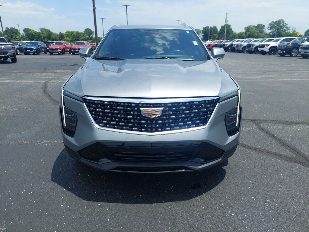 2025 Cadillac XT4 Premium Luxury