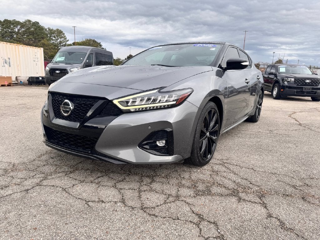 2022 Nissan Maxima SR