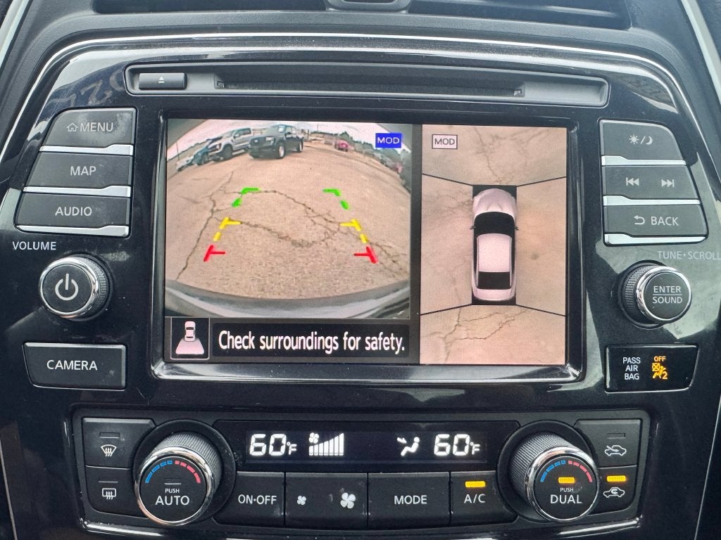 2022 Nissan Maxima SR