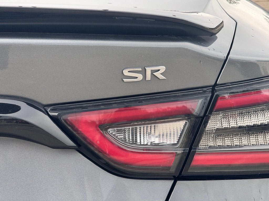 2022 Nissan Maxima SR