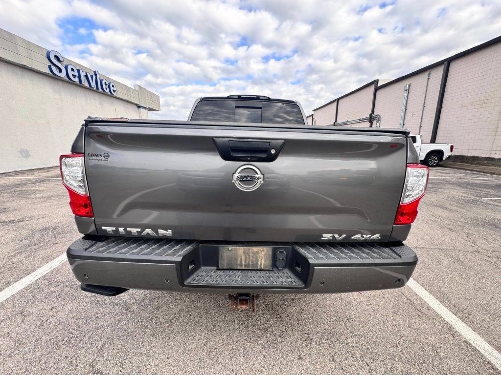 2021 Nissan Titan SV