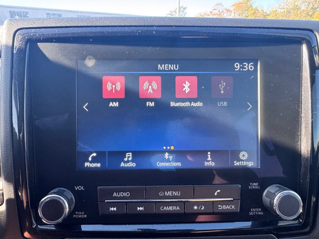2022 Nissan Frontier SV