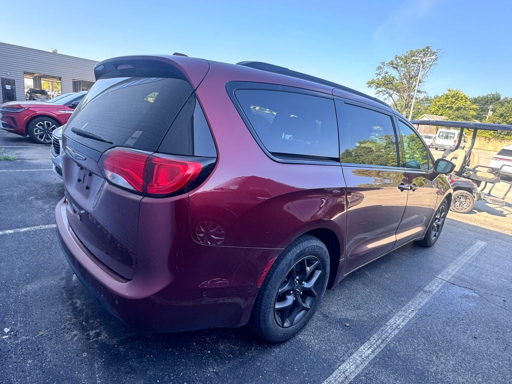 2019 Chrysler Pacifica Touring L Plus