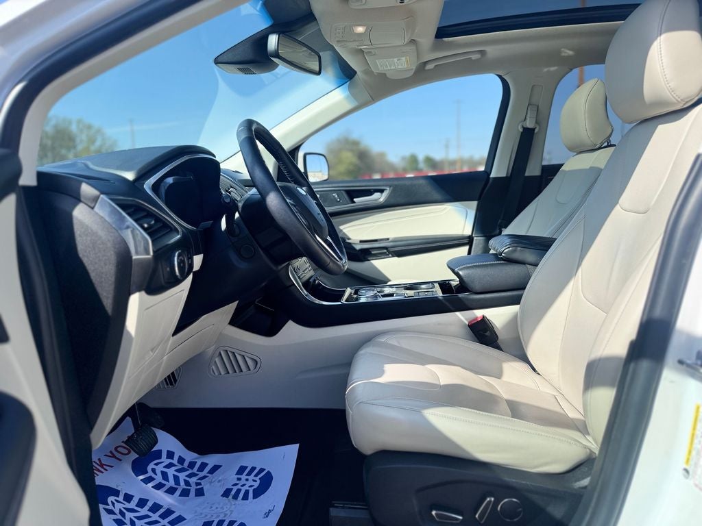2019 Ford Edge Titanium