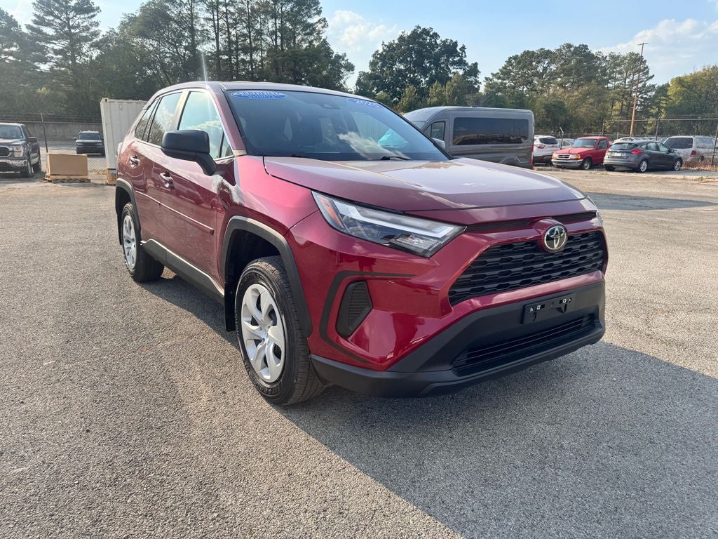 2025 Toyota RAV4 LE