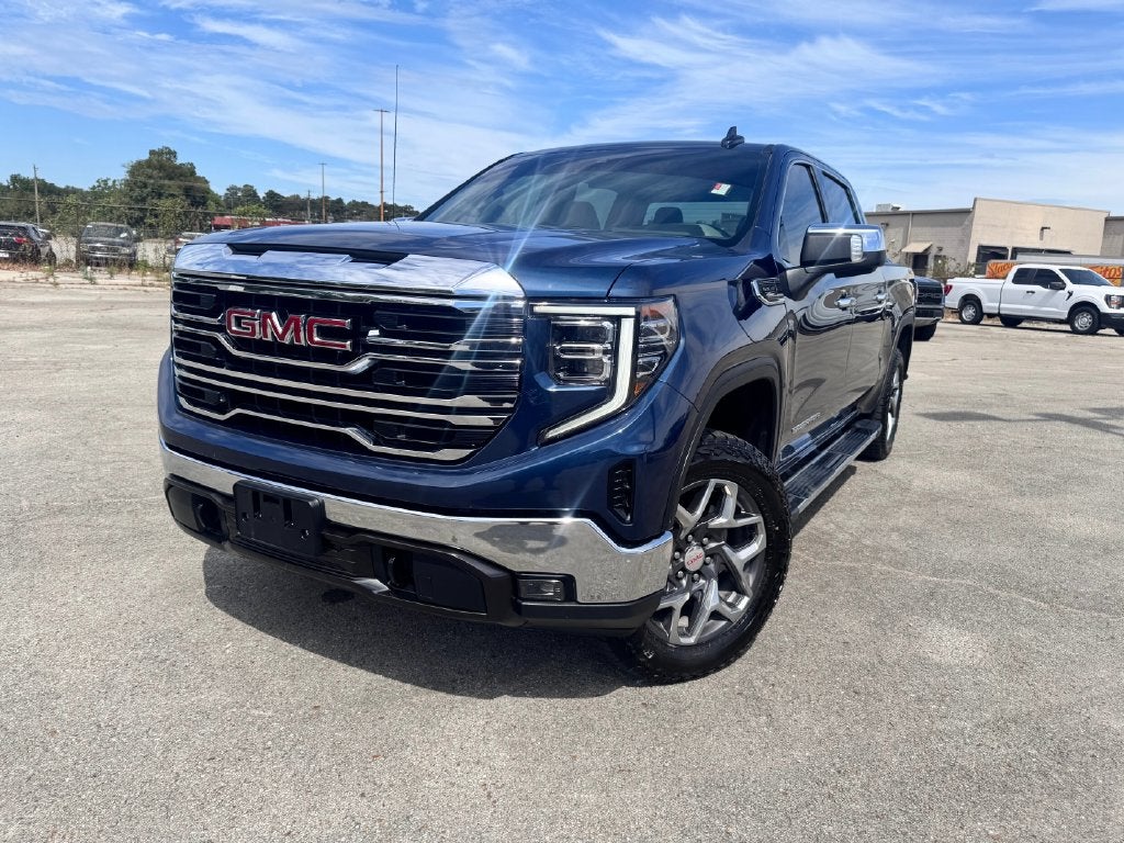 2022 GMC Sierra 1500 SLT