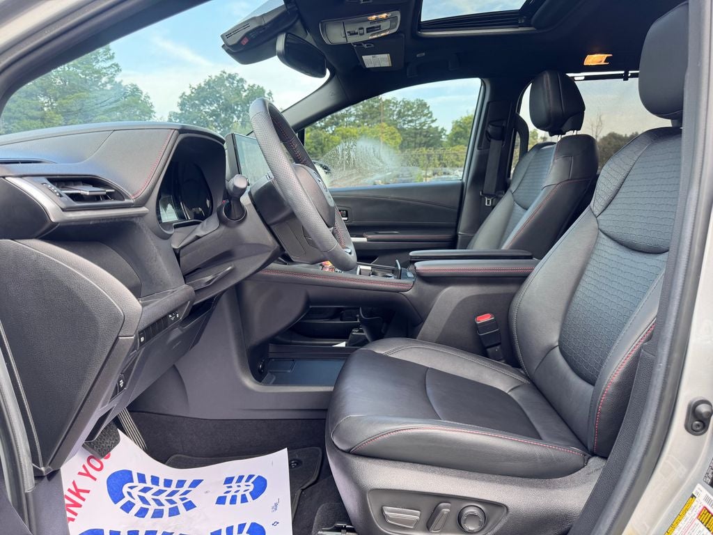 2025 Toyota Sienna XSE 7 Passenger
