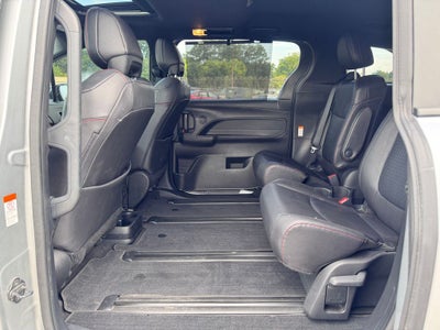 2025 Toyota Sienna XSE 7 Passenger