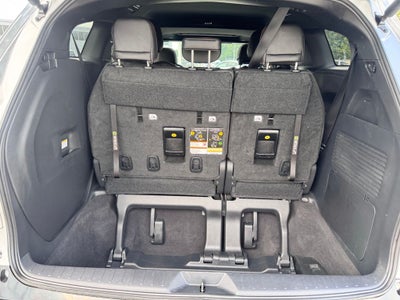 2025 Toyota Sienna XSE 7 Passenger