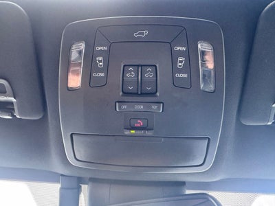 2025 Toyota Sienna XSE 7 Passenger