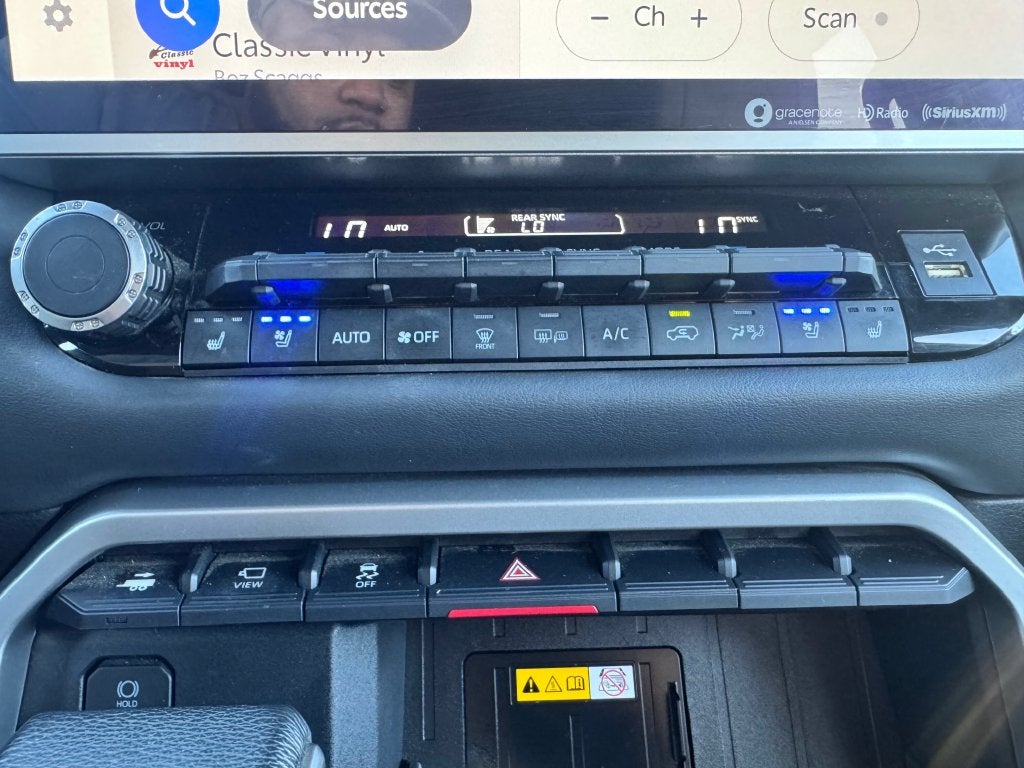 2024 Toyota Sequoia Platinum