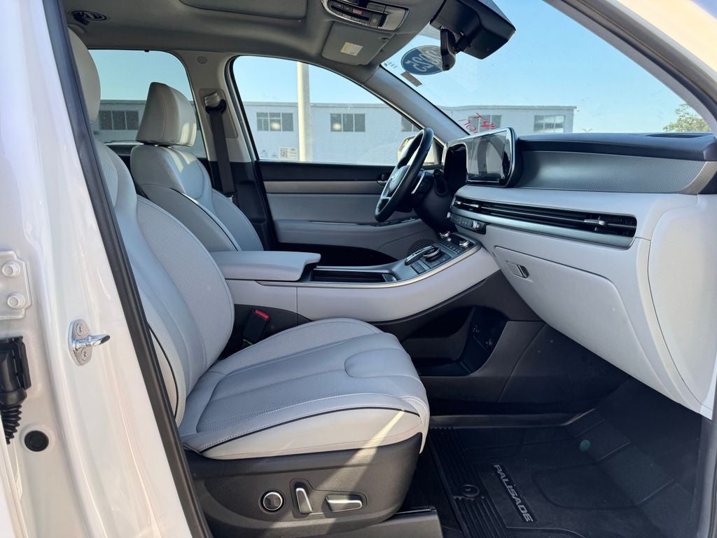 2025 Hyundai Palisade SEL Premium 7 Passenger