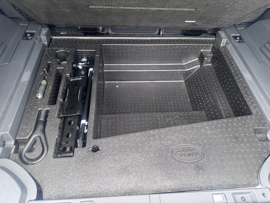 2022 Land Rover Defender 110 S
