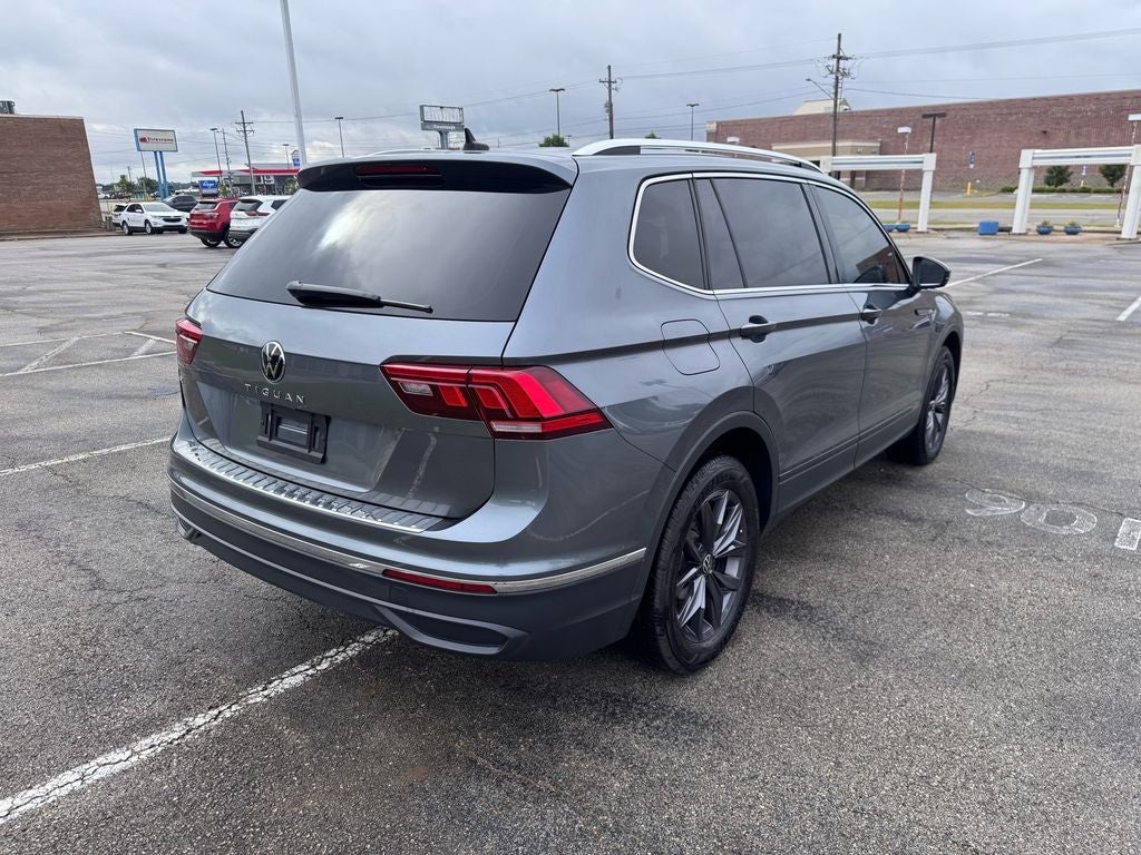 2023 Volkswagen Tiguan 2.0T SE