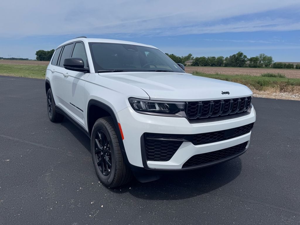 2026 Jeep Grand Cherokee GRAND CHEROKEE L LAREDO ALTITUDE 4X4