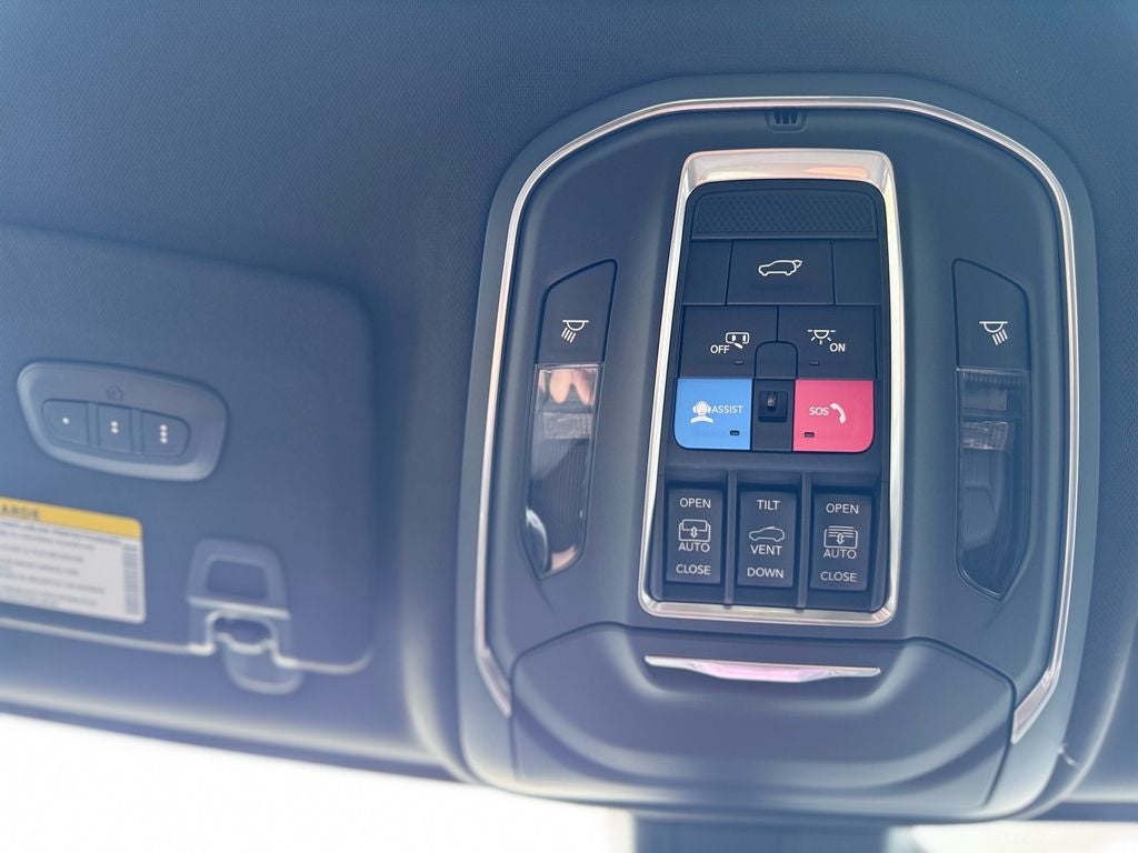 2025 Jeep Grand Cherokee GRAND CHEROKEE L LIMITED 4X4