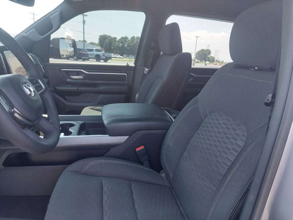 2025 RAM 1500 Big Horn Crew Cab 4x4 5'7' Box