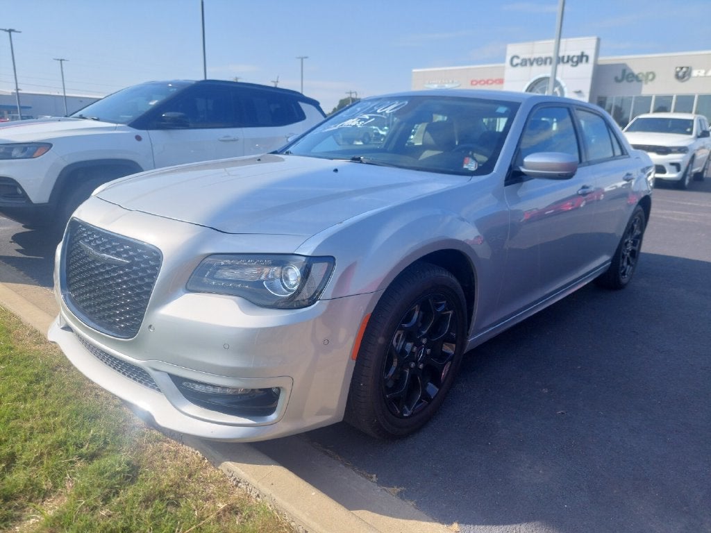2023 Chrysler 300