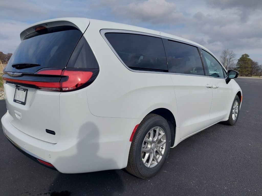 2026 Chrysler Pacifica PACIFICA SELECT