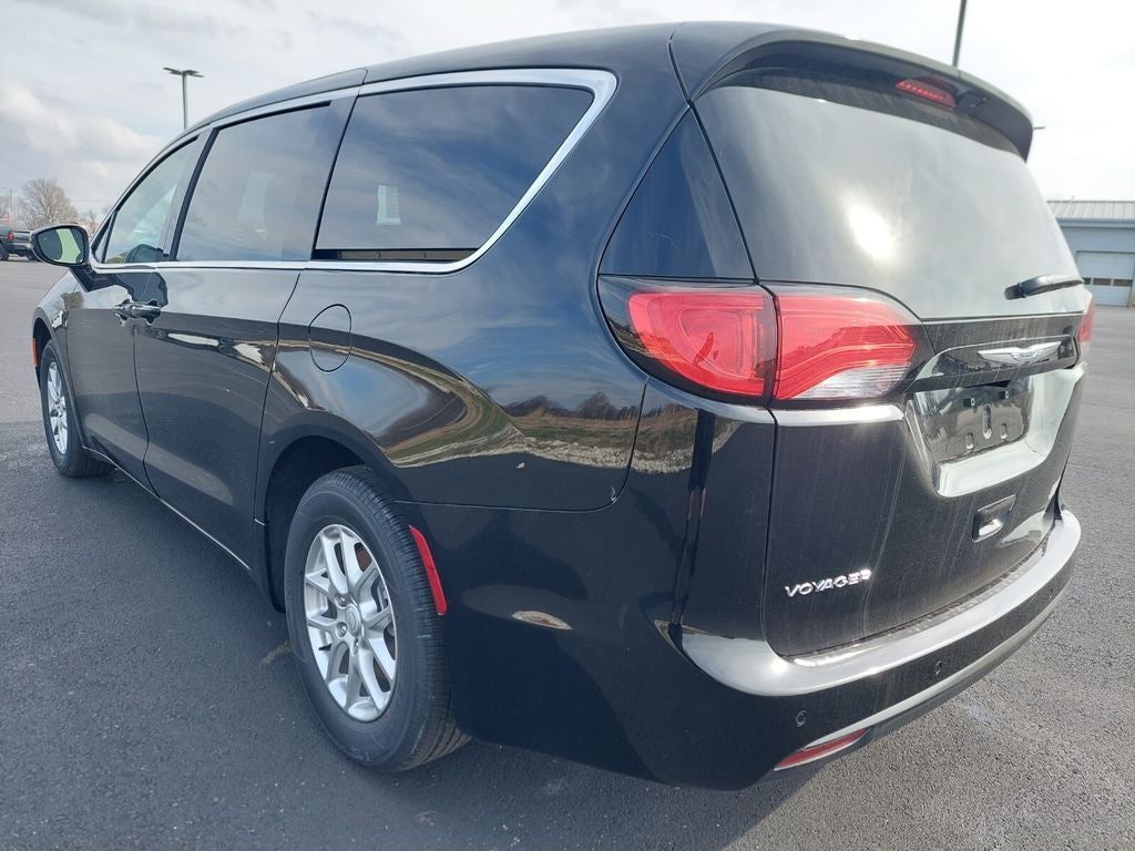 2026 Chrysler Voyager VOYAGER LX