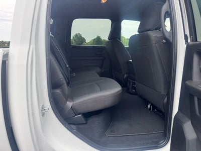 2026 RAM Ram 3500 RAM 3500 TRADESMAN CREW CAB 4X4 6'4' BOX