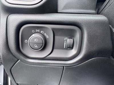 2026 RAM Ram 3500 RAM 3500 TRADESMAN CREW CAB 4X4 6'4' BOX