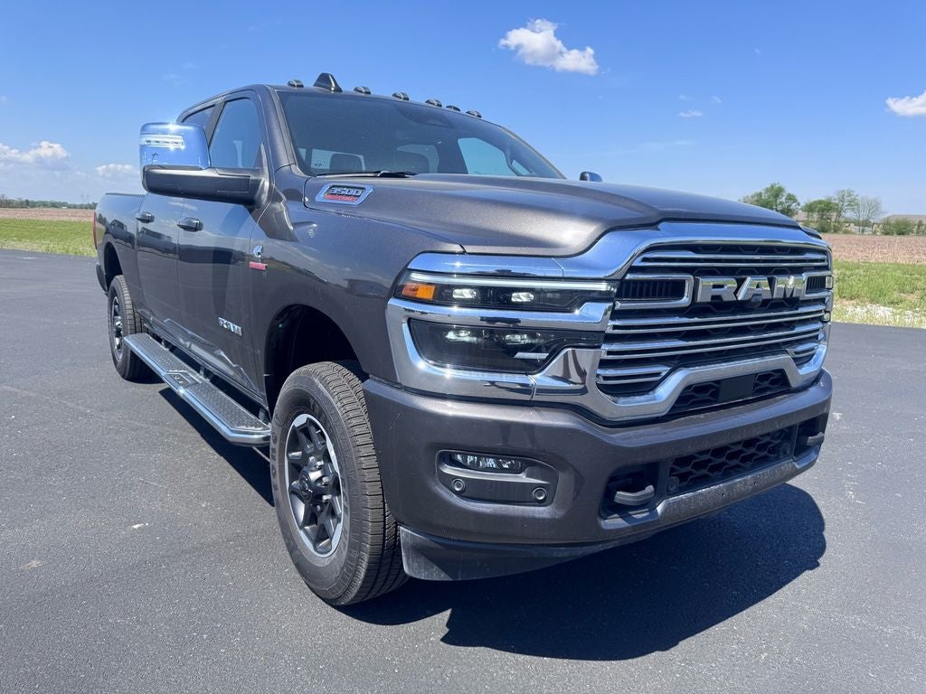 2025 RAM Ram 3500 RAM 3500 LARAMIE CREW CAB 4X4 6'4' BOX