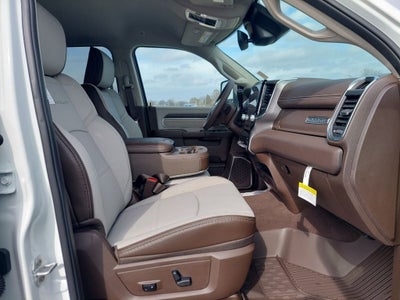 2026 RAM Ram 3500 RAM 3500 LARAMIE CREW CAB 4X4 8' BOX