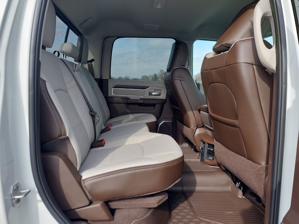 2026 RAM Ram 3500 RAM 3500 LARAMIE CREW CAB 4X4 8' BOX