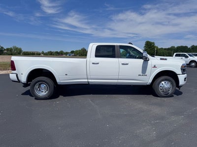 2026 RAM Ram 3500 RAM 3500 LIMITED LONGHORN CREW CAB 4X4 8' BOX