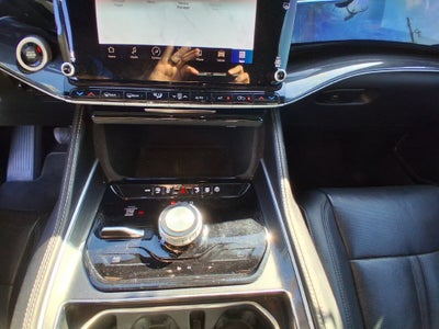 2024 Jeep Wagoneer L Base