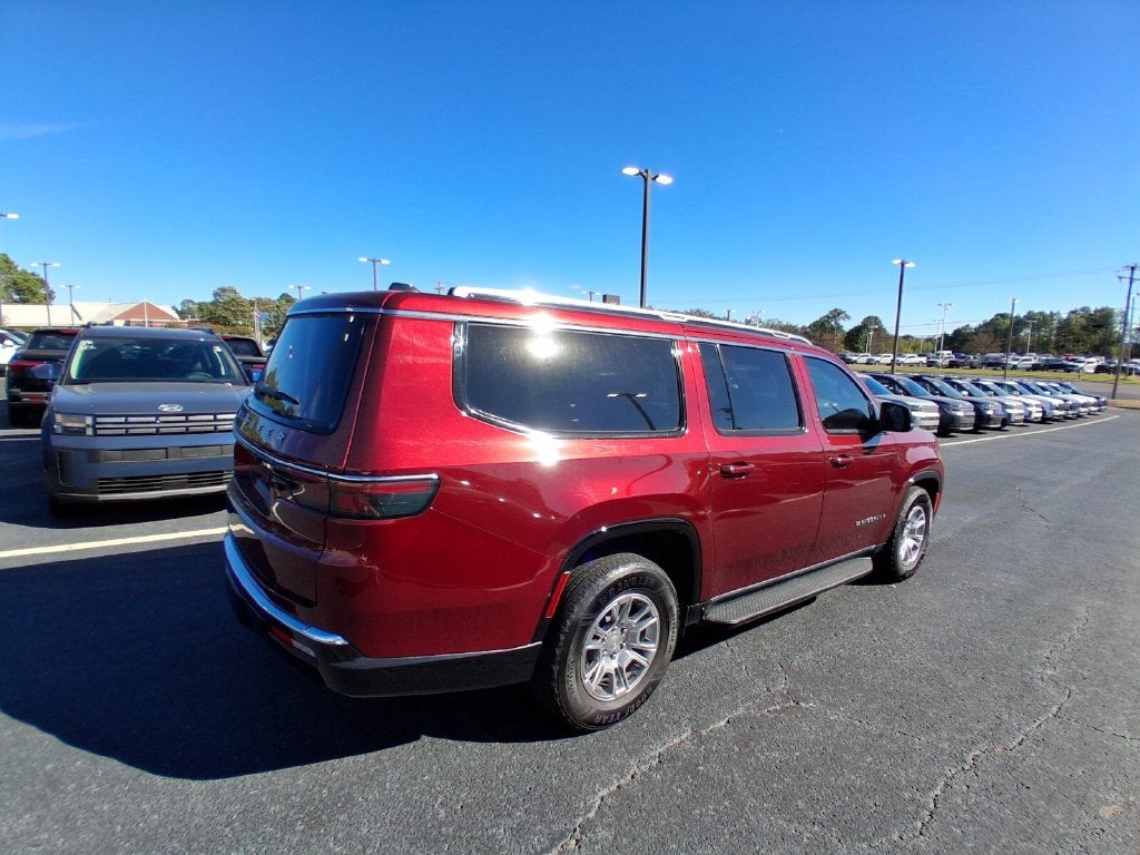 2024 Jeep Wagoneer L Base